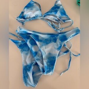 SHEIN Blue Tie-Dye Bikini Set w/ 2 Bottoms Size L NWOT